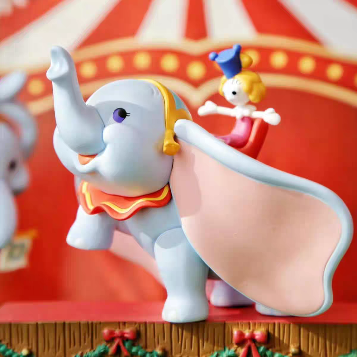 52TOYS Disney Dumbo Happy Time Series Blind Box Handmade Toy Toy Doll Gift - 图片 2